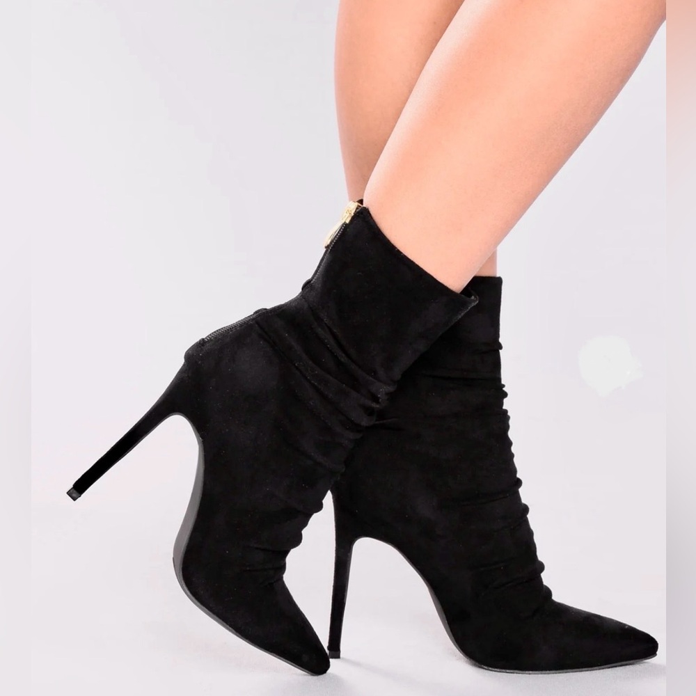 Fashion Nova Black Scrunch Ankle Bootie